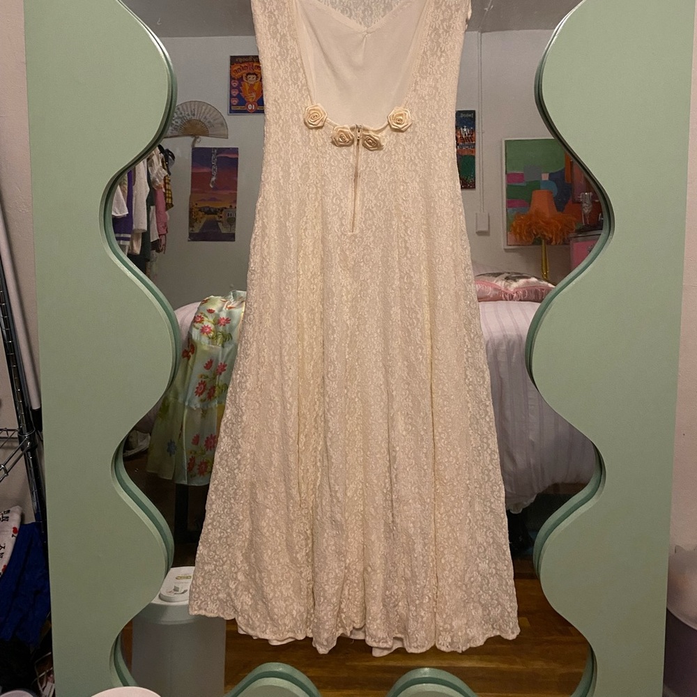Frederick’s of Hollywood Guipure Lace Overlay Sweetheart MIDI Backless Dress L